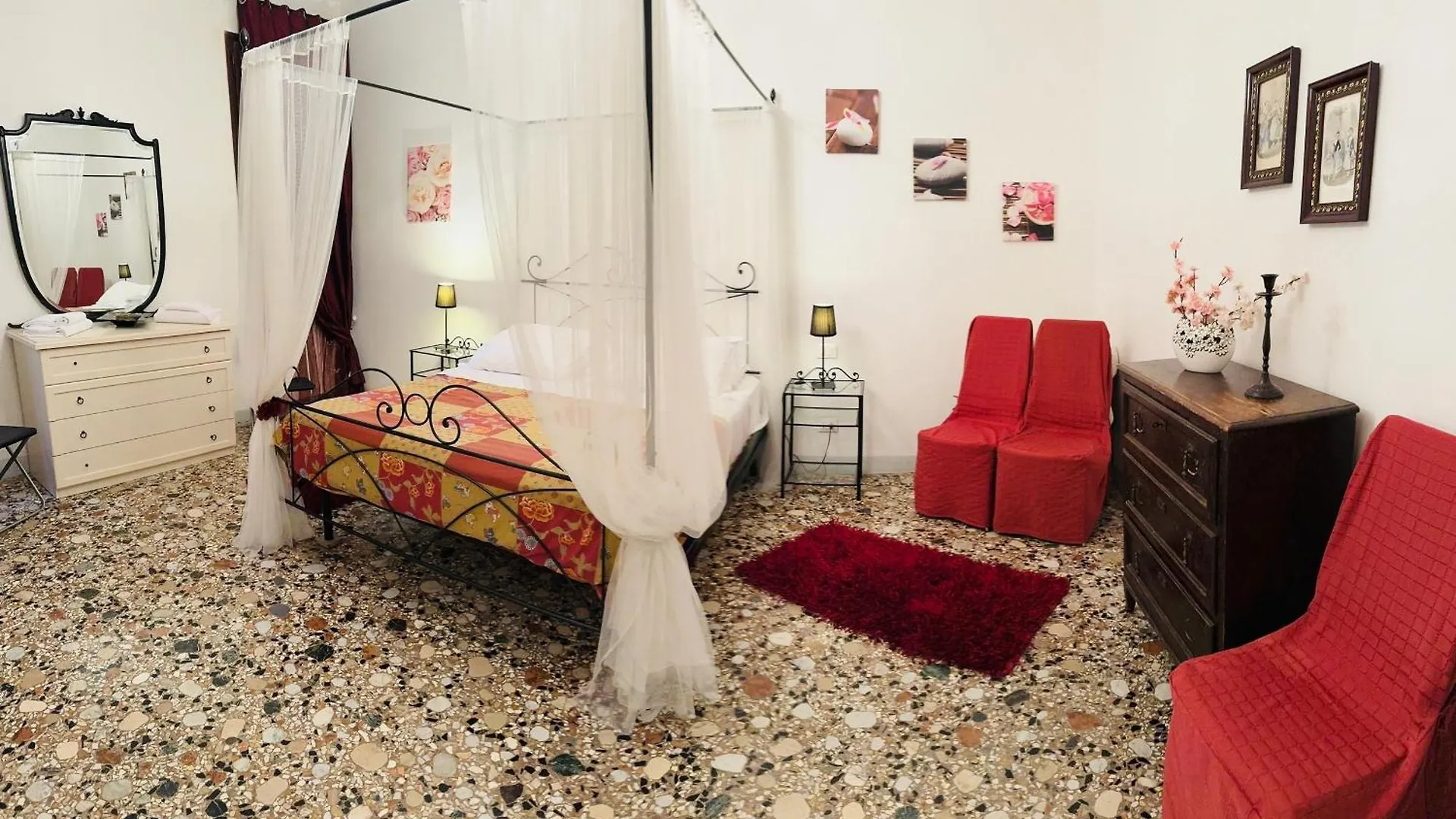 Grimaldi Apartments San Marco & Castello Venice