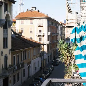 Comecasa 2 Bedrooms In Via Curtatone Apartment Milan